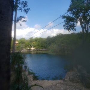 Meet your Posher, Lois